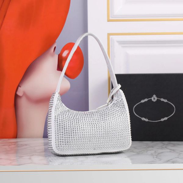 designer bags luxury evening bags woman fashion crossbody bag shining diamond shoulder bags the tote bag, Black;red
designer bags luxury evening bags woman fashion crossbody bag shining diamond shoulder bags the tote bag, Black;red