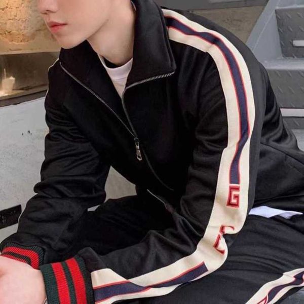 designer t shirt shirt differentiate market from the original version of this trendy webbing long-sleeved jacket loose fitting simple top, Black;brown
designer t shirt shirt differentiate market from the original version of this trendy webbing long-sleeved jacket loose fitting simple top, Black;brown
