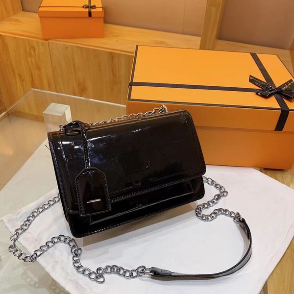 brand designer crossbody bagfashion fashion bagsbag luxury brand leather handbag chain design shoulder bag women's luxury fashion desig 
brand designer crossbody bagfashion fashion bagsbag luxury brand leather handbag chain design shoulder bag women's luxury fashion desig