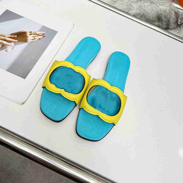 fashion slippers 2023 luxury design summer ggs men and women flat shoes thick sole leather rubber letter logo casual cartoon slippers 06-05, Black
fashion slippers 2023 luxury design summer ggs men and women flat shoes thick sole leather rubber letter logo casual cartoon slippers 06-05, Black
