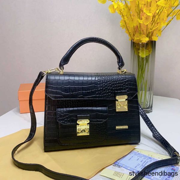 womens micro metis shoulder bags designer s-lock clasp crocodile leather handbag crossbody bag flap monograms empreinte messenger pochette p
womens micro metis shoulder bags designer s-lock clasp crocodile leather handbag crossbody bag flap monograms empreinte messenger pochette p