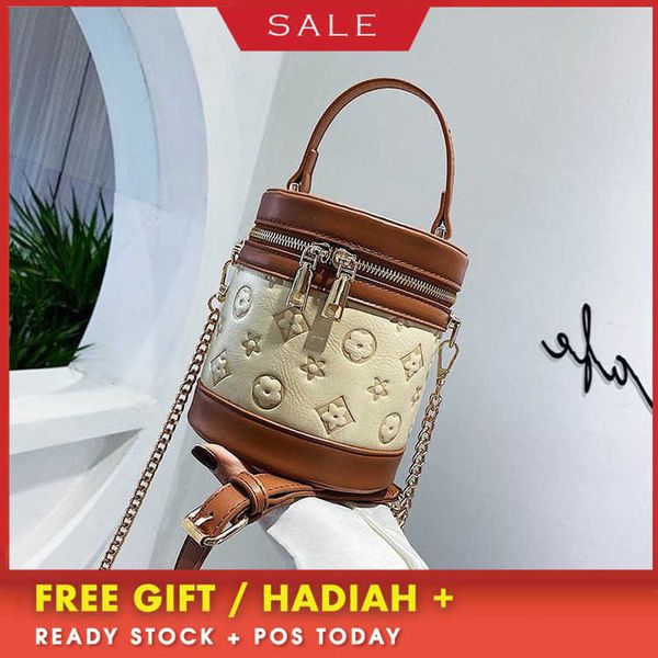 fashion designer bag mini bucket 2023 autumn and winter new portable cylinder single shoulder msenger foreign style chain evening clutches
fashion designer bag mini bucket 2023 autumn and winter new portable cylinder single shoulder msenger foreign style chain evening clutches