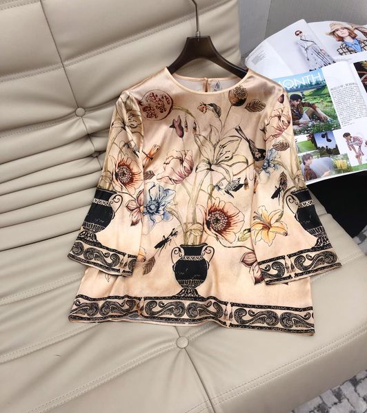 women's blouses & shirts 2023 elegant silk printed d by european designers, White
women's blouses & shirts 2023 elegant silk printed d by european designers, White