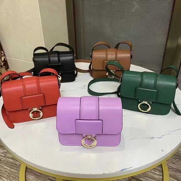 designer wallet 2023 small purse bag square women shoulder genuine leather cross-body fashionable color versatile luxuries designer bags, Red;black
designer wallet 2023 small purse bag square women shoulder genuine leather cross-body fashionable color versatile luxuries designer bags, Red;black