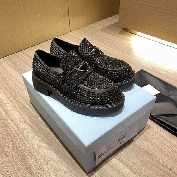 triangle chocolate crystal-embellished satin loafers casual shoes ladies short boots black shoe increase platform sneakers size 35-42
triangle chocolate crystal-embellished satin loafers casual shoes ladies short boots black shoe increase platform sneakers size 35-42