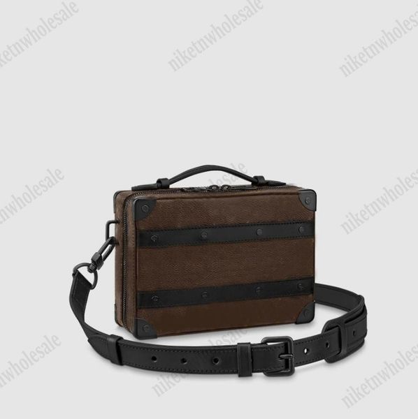 handle soft trunk men's shoulder bag m45935 designer monograms leather box handbag for man luxurys crossbody purse
handle soft trunk men's shoulder bag m45935 designer monograms leather box handbag for man luxurys crossbody purse