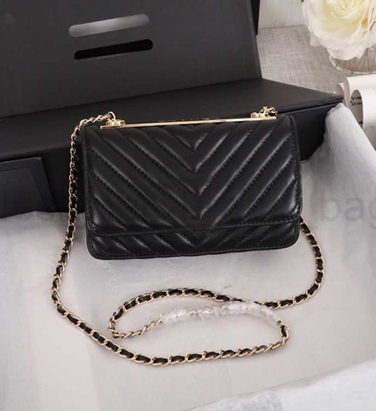 womens lambskin v plaid quilted woc bag metal hardware luxury designer crossbody chain shoulder bags clutch lady flap messenger card holder
womens lambskin v plaid quilted woc bag metal hardware luxury designer crossbody chain shoulder bags clutch lady flap messenger card holder