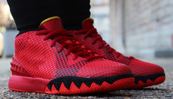 kyrie 1 deceptive red men basketball shoes irving 1s wolf grey deep pewter tour yellow infrared dungeon sport shoes with box size 7-12
kyrie 1 deceptive red men basketball shoes irving 1s wolf grey deep pewter tour yellow infrared dungeon sport shoes with box size 7-12