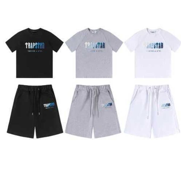 summer trapstar white blue towel embroidered short sleeve shorts for men and women loose relaxed couple set fashion, Black;white
summer trapstar white blue towel embroidered short sleeve shorts for men and women loose relaxed couple set fashion, Black;white
