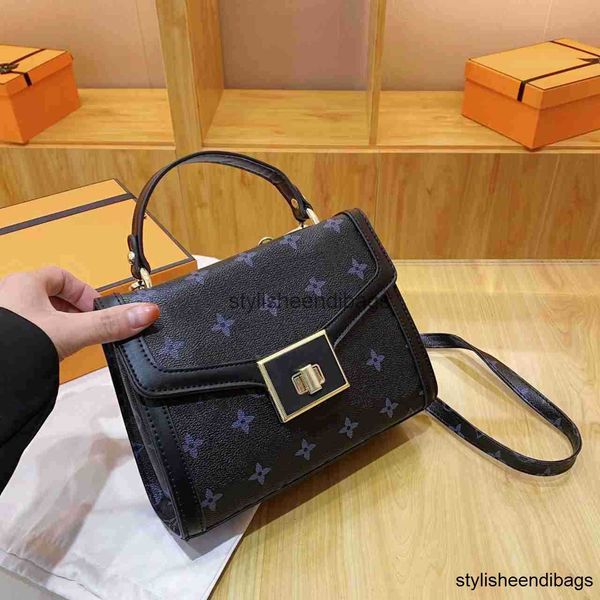classic original luxury designer bag croisette shoulder bags with revolve s-lock leather handbags ladies fashion crossbodys totes bag purse
classic original luxury designer bag croisette shoulder bags with revolve s-lock leather handbags ladies fashion crossbodys totes bag purse