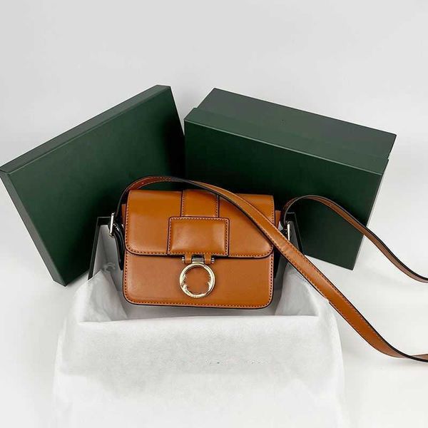 women designer wallet solid french key bag box genuine leather shoulder classic mobile phone small square handbags designers bags, Red;black
women designer wallet solid french key bag box genuine leather shoulder classic mobile phone small square handbags designers bags, Red;black