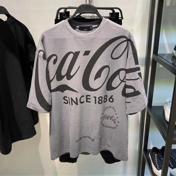 t-shirts fashionable and trendy men's summer new short t-shirt, personalized printing, large size, loose fitting half sleeved top, White;black
t-shirts fashionable and trendy men's summer new short t-shirt, personalized printing, large size, loose fitting half sleeved top, White;black