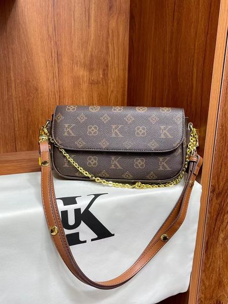 designers women's shoulder bag presbyopia printed one shoulder oblique straddle portable chain bag mini handbags
designers women's shoulder bag presbyopia printed one shoulder oblique straddle portable chain bag mini handbags