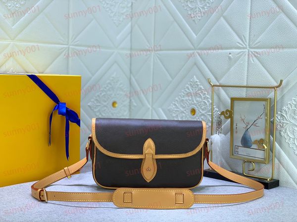 old flower retro oblique straddle bag luxury inclined shoulder bag mobile phone bags check wallets designer messenger purse
old flower retro oblique straddle bag luxury inclined shoulder bag mobile phone bags check wallets designer messenger purse
