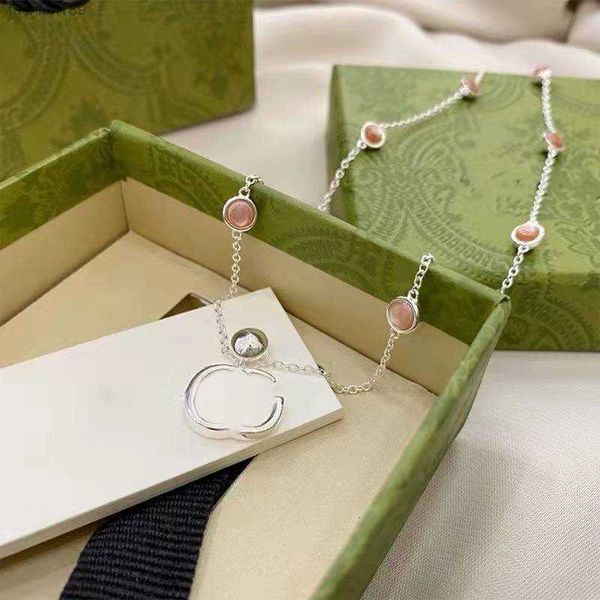 luxury design pendant bracelet fashion for woman gems letter designer jewelry trendy personality clavicle chain, Golden;silver
luxury design pendant bracelet fashion for woman gems letter designer jewelry trendy personality clavicle chain, Golden;silver