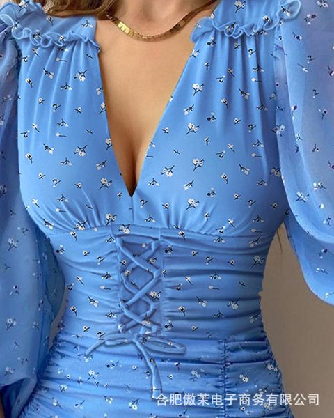 dresses 2022 wiosna nowy niebieska w kwiaty sukienka z dekoltem w serek, Black;gray
dresses 2022 wiosna nowy niebieska w kwiaty sukienka z dekoltem w serek, Black;gray