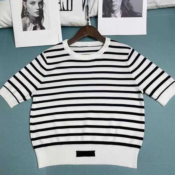designer t shirt mr2023 spring/summer versatile casual black white contrast stripe letter jacquard round neck t-shirt women, White;black
designer t shirt mr2023 spring/summer versatile casual black white contrast stripe letter jacquard round neck t-shirt women, White;black