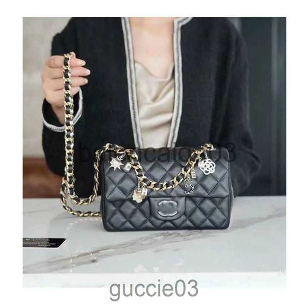 designer channel bag tote shoulder luxurious fashion brands handbag purse crossbody bag man woman leather black white large capacity even ne
designer channel bag tote shoulder luxurious fashion brands handbag purse crossbody bag man woman leather black white large capacity even ne