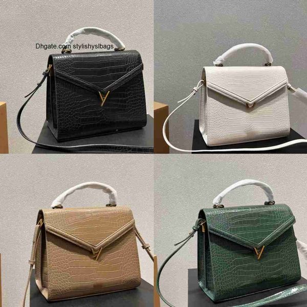 new designer bag luxury women shoulder bags handbag designer crossbody wallet female purses 2022 uality solid color crocodile pattern handba
new designer bag luxury women shoulder bags handbag designer crossbody wallet female purses 2022 uality solid color crocodile pattern handba
