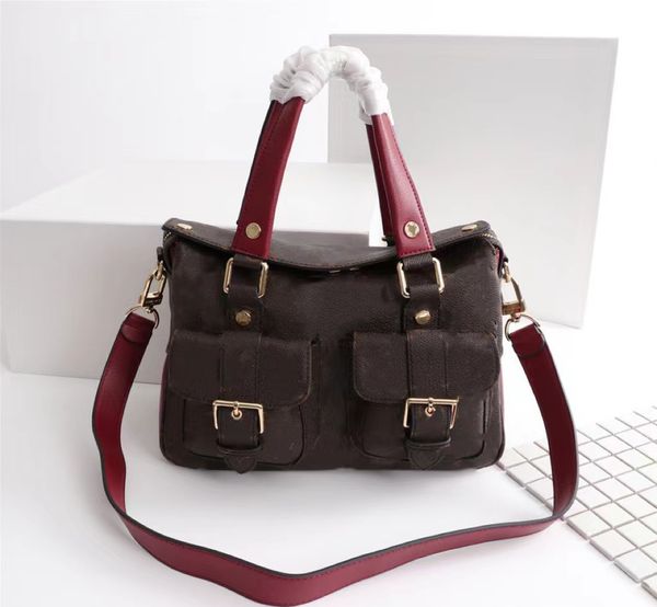 canvas paired with wide shoulder straps can accommodate mobile phones, dual pockets, fabric shoulder straps, camera bags, messenger bags sho
canvas paired with wide shoulder straps can accommodate mobile phones, dual pockets, fabric shoulder straps, camera bags, messenger bags sho