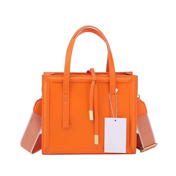 small golden ball square fat man ringer bag senior sense fashion ringer bag one shoulder women's bag chain small incense female bag
small golden ball square fat man ringer bag senior sense fashion ringer bag one shoulder women's bag chain small incense female bag