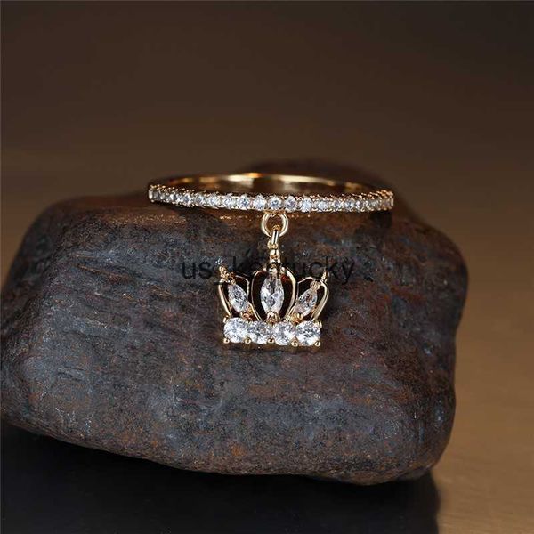 band rings dainty gold silver color wedding ring luxury crystal queen crown pendant ring geometric small stone white zircon rings for women
band rings dainty gold silver color wedding ring luxury crystal queen crown pendant ring geometric small stone white zircon rings for women
