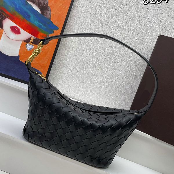 hobo knot armpit bag plain handbags purse women shoulder bags genuine leather zipper closure hand clutch hand wallets golden hardware
hobo knot armpit bag plain handbags purse women shoulder bags genuine leather zipper closure hand clutch hand wallets golden hardware