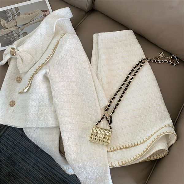 two piece dress short lapel double-breasted tweed jacket bow wool coat mini plaid skirt sets autumn korea temperament white outfits 230504
two piece dress short lapel double-breasted tweed jacket bow wool coat mini plaid skirt sets autumn korea temperament white outfits 230504