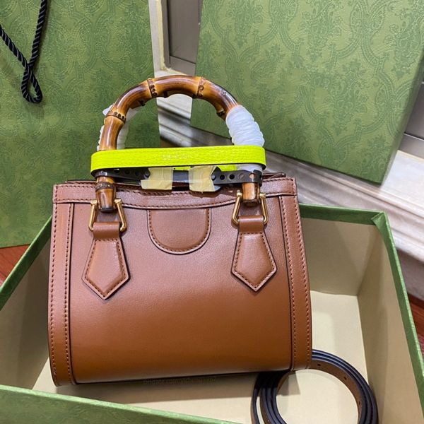 10a fashion women bags 20cm 655661 designer bags shoulder handbag lady crossbody bag diana jumbo mini tote bags luxury purses brown color in, Black;red
10a fashion women bags 20cm 655661 designer bags shoulder handbag lady crossbody bag diana jumbo mini tote bags luxury purses brown color in, Black;red