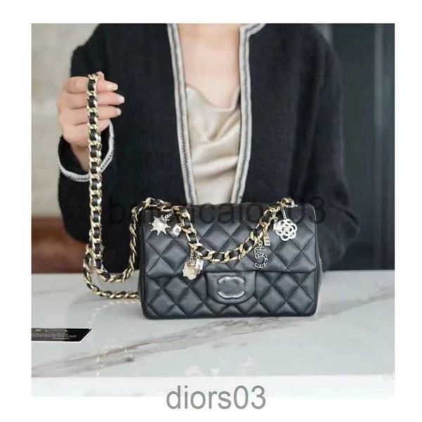 designer channel bag tote shoulder luxurious fashion brands handbag purse crossbody bag man woman leather black white large capacity even ne
designer channel bag tote shoulder luxurious fashion brands handbag purse crossbody bag man woman leather black white large capacity even ne