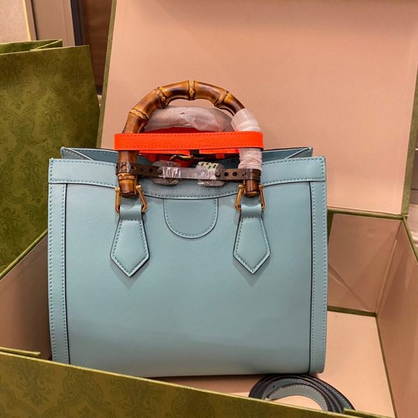 10a fashion women bags 27cm 660195 designer bags shoulder handbag lady crossbody bag diana jumbo small tote bags luxury purses light blue in, Black;red
10a fashion women bags 27cm 660195 designer bags shoulder handbag lady crossbody bag diana jumbo small tote bags luxury purses light blue in, Black;red