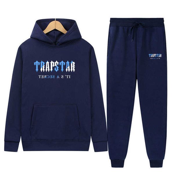 selling new trapstar sports suit men's and women's sweater hooded fleece autumn and winter suit, Black;white
selling new trapstar sports suit men's and women's sweater hooded fleece autumn and winter suit, Black;white
