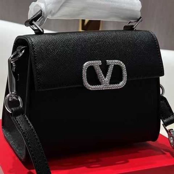 big designer women bags v luxurys valentiones handbag trend women's celebrity style crossbody portable rhinestone size 18.13 hr1e
big designer women bags v luxurys valentiones handbag trend women's celebrity style crossbody portable rhinestone size 18.13 hr1e