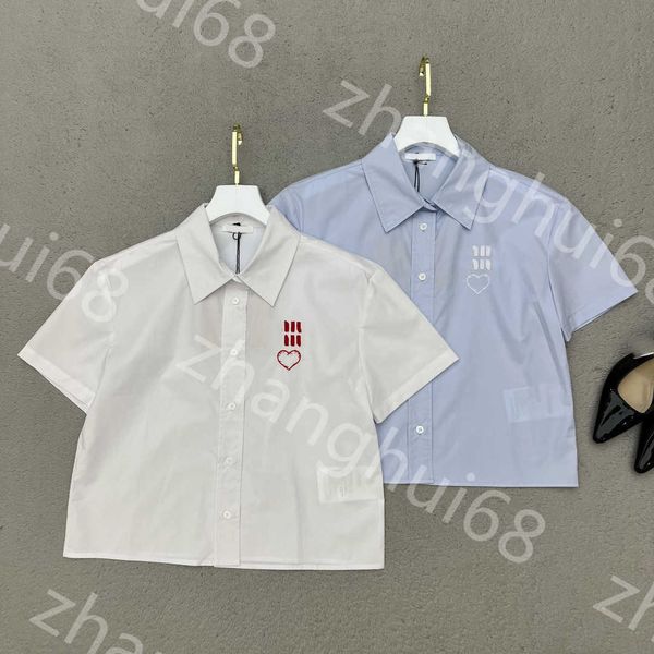 23ss women shirt womens designer clothing high neck blouse classic fashion alphabet heart pattern embroidered short sleeve shirt women cloth, White
23ss women shirt womens designer clothing high neck blouse classic fashion alphabet heart pattern embroidered short sleeve shirt women cloth, White