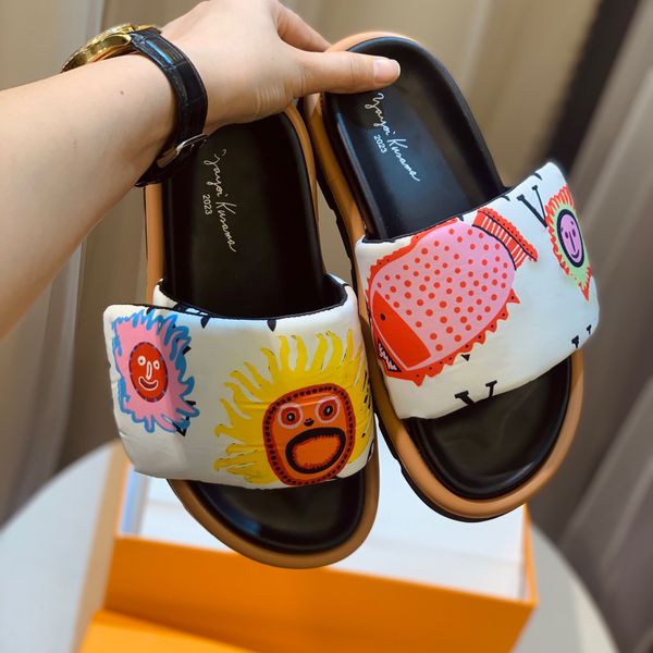 designer slipper luxury slides brand sandals woman slide men slippers flat bottom flip flop design sneakers leather sandal by 1978 w283 06, Black
designer slipper luxury slides brand sandals woman slide men slippers flat bottom flip flop design sneakers leather sandal by 1978 w283 06, Black