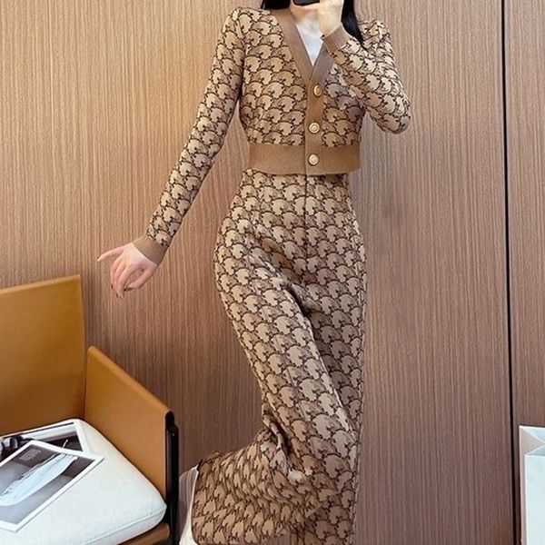 fashion luxury sweaters styles designer two pieces jacquard autumn knit v neck pullover pants women sweater b002, White;black
fashion luxury sweaters styles designer two pieces jacquard autumn knit v neck pullover pants women sweater b002, White;black