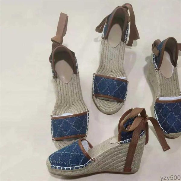 2023 fashion luxury shoes fashion designer style summer thick bottom wedge sandals ankle strap high heels fisherman roman bohemian clan styl, Black
2023 fashion luxury shoes fashion designer style summer thick bottom wedge sandals ankle strap high heels fisherman roman bohemian clan styl, Black