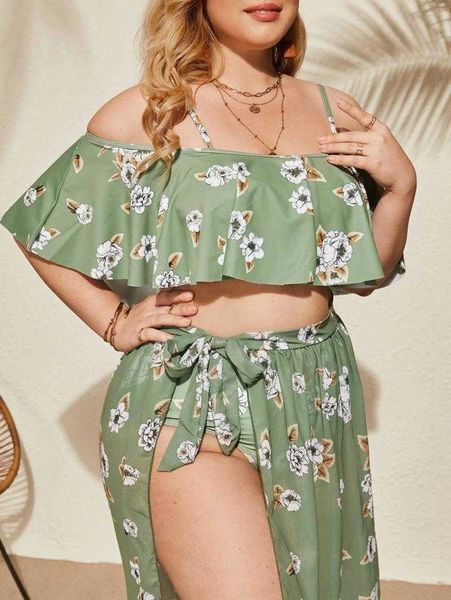 swimsuit womens large flounce high waist briefs printed veils culottes plus size swimwear, White;black
swimsuit womens large flounce high waist briefs printed veils culottes plus size swimwear, White;black