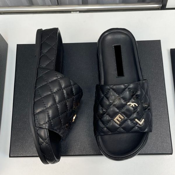classic womens platform heels sandals designer sheepskin quilted texture with metal slippers slip on slides luxurys outdoor casual shoe girl, Black
classic womens platform heels sandals designer sheepskin quilted texture with metal slippers slip on slides luxurys outdoor casual shoe girl, Black