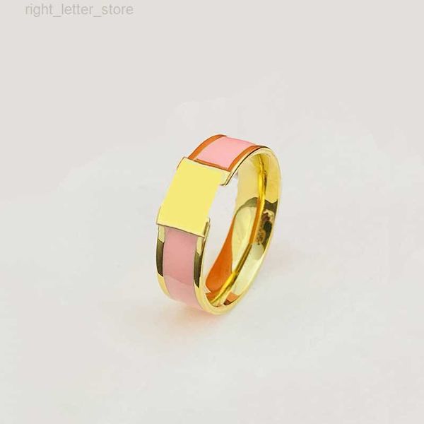 designer design titanium ring love rings classic luxury jewelry men and women couple rings modern style band give your girlfriend a valentin, Silver
designer design titanium ring love rings classic luxury jewelry men and women couple rings modern style band give your girlfriend a valentin, Silver