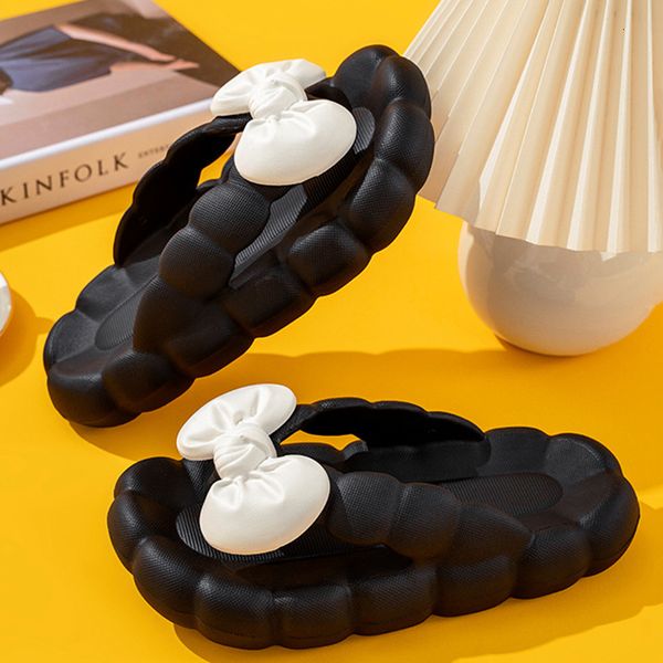 slippers fashion butterfly-knot decorative flip flop women's slides fashion platform soft non-slip sandals indoor bathroom slippers 230, Black 
slippers fashion butterfly-knot decorative flip flop women's slides fashion platform soft non-slip sandals indoor bathroom slippers 230, Black