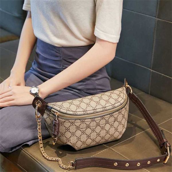 purses new chest printing temperament crescent dumpling large capacity single shoulder messenger bag women's bag
purses new chest printing temperament crescent dumpling large capacity single shoulder messenger bag women's bag