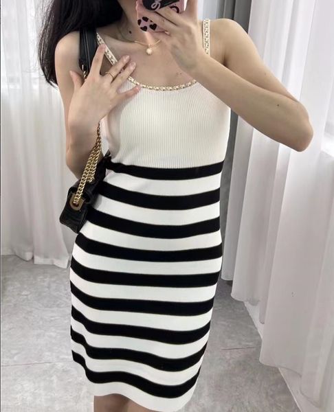 chain designer women dresses fashion stripe sleeveless dress 2 colors knit elastic vest skirts dress, Black;gray
chain designer women dresses fashion stripe sleeveless dress 2 colors knit elastic vest skirts dress, Black;gray
