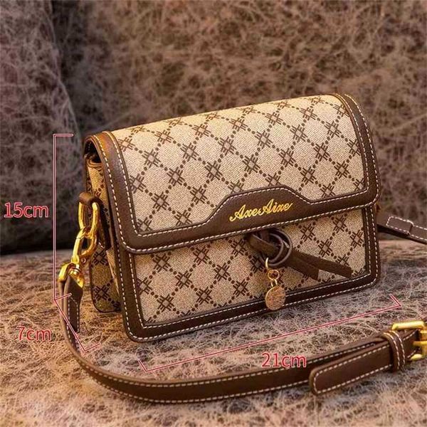 purses summer new high-end women's bag simple atmosphere versatile one shoulder large capacity small square bag
purses summer new high-end women's bag simple atmosphere versatile one shoulder large capacity small square bag