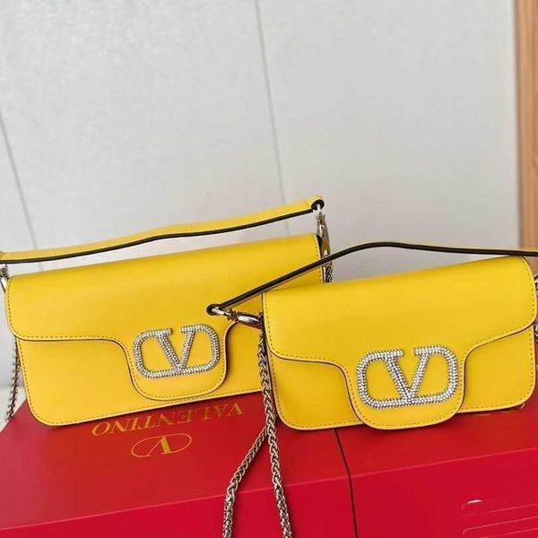 designer women bags new luxurys valentiones handbag 2023 v rhinestone women's lightweight shoulder handheld style o4ev
designer women bags new luxurys valentiones handbag 2023 v rhinestone women's lightweight shoulder handheld style o4ev
