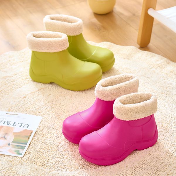 rain boots 2023 luxury women casual thick bottom short boot rubber ladies walking waterproof ankle 230504, Black;red
rain boots 2023 luxury women casual thick bottom short boot rubber ladies walking waterproof ankle 230504, Black;red