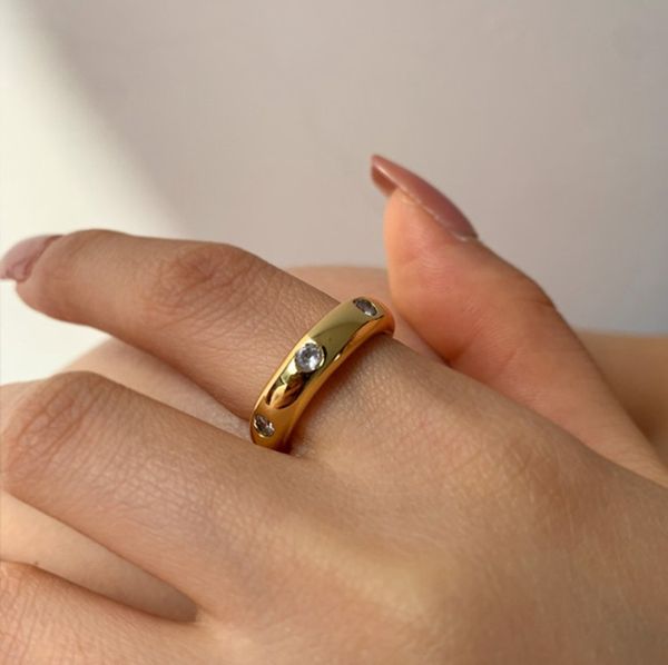 crystal charm ring for women couple rings non tarnish gold color ring for wedding, Golden;silver
crystal charm ring for women couple rings non tarnish gold color ring for wedding, Golden;silver