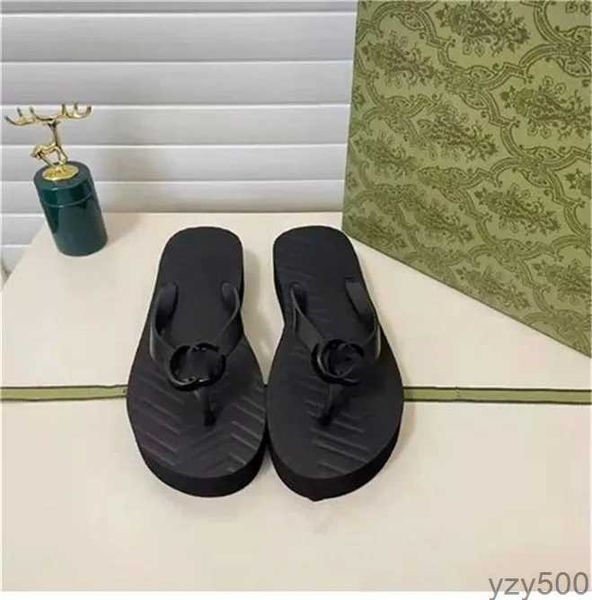 slippers fashion designer ladies flip flops simple youth slippers moccasin shoes suitable for spring summer and autumn ls beaches 35-42', Black
slippers fashion designer ladies flip flops simple youth slippers moccasin shoes suitable for spring summer and autumn ls beaches 35-42', Black