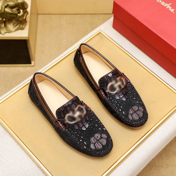 designer's latest casual shoes bean shoes men's abrasive leather shoes business rubber non-slip outsole cover shoes, Black
designer's latest casual shoes bean shoes men's abrasive leather shoes business rubber non-slip outsole cover shoes, Black