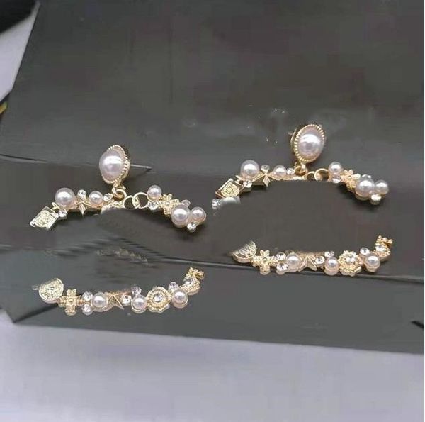 20style retro brand letters stud tassel long earring dangle designer women crystal rhinestone pearl wedding party jewelry, Golden;silver
20style retro brand letters stud tassel long earring dangle designer women crystal rhinestone pearl wedding party jewelry, Golden;silver